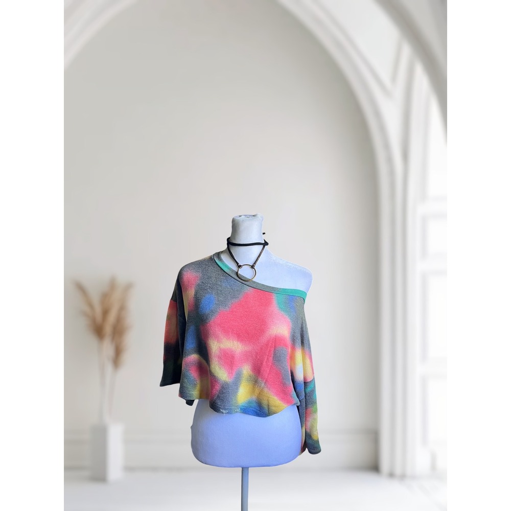 Kimcine Curve Abstract Print Crop Top